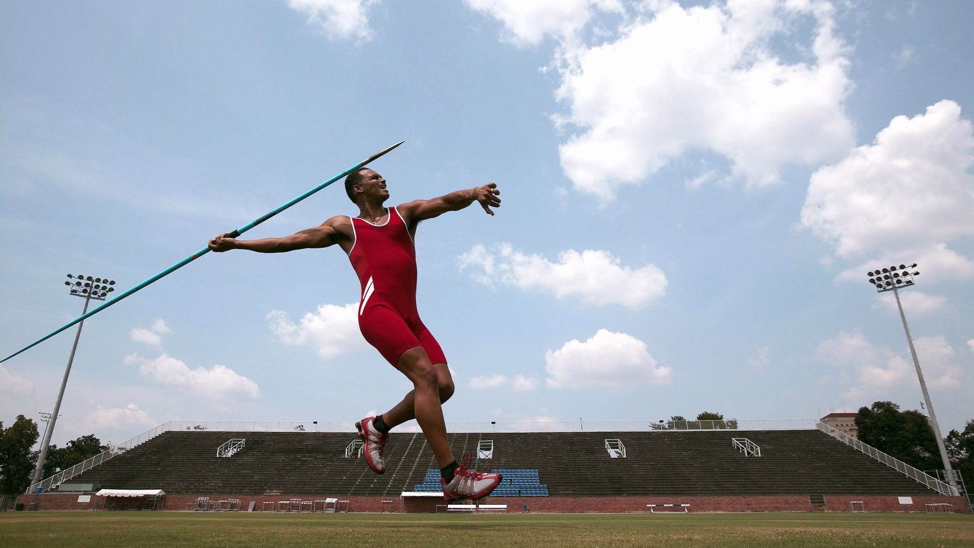 青训是否支持建立球员目标激励与奖惩联动体系，青训队伍